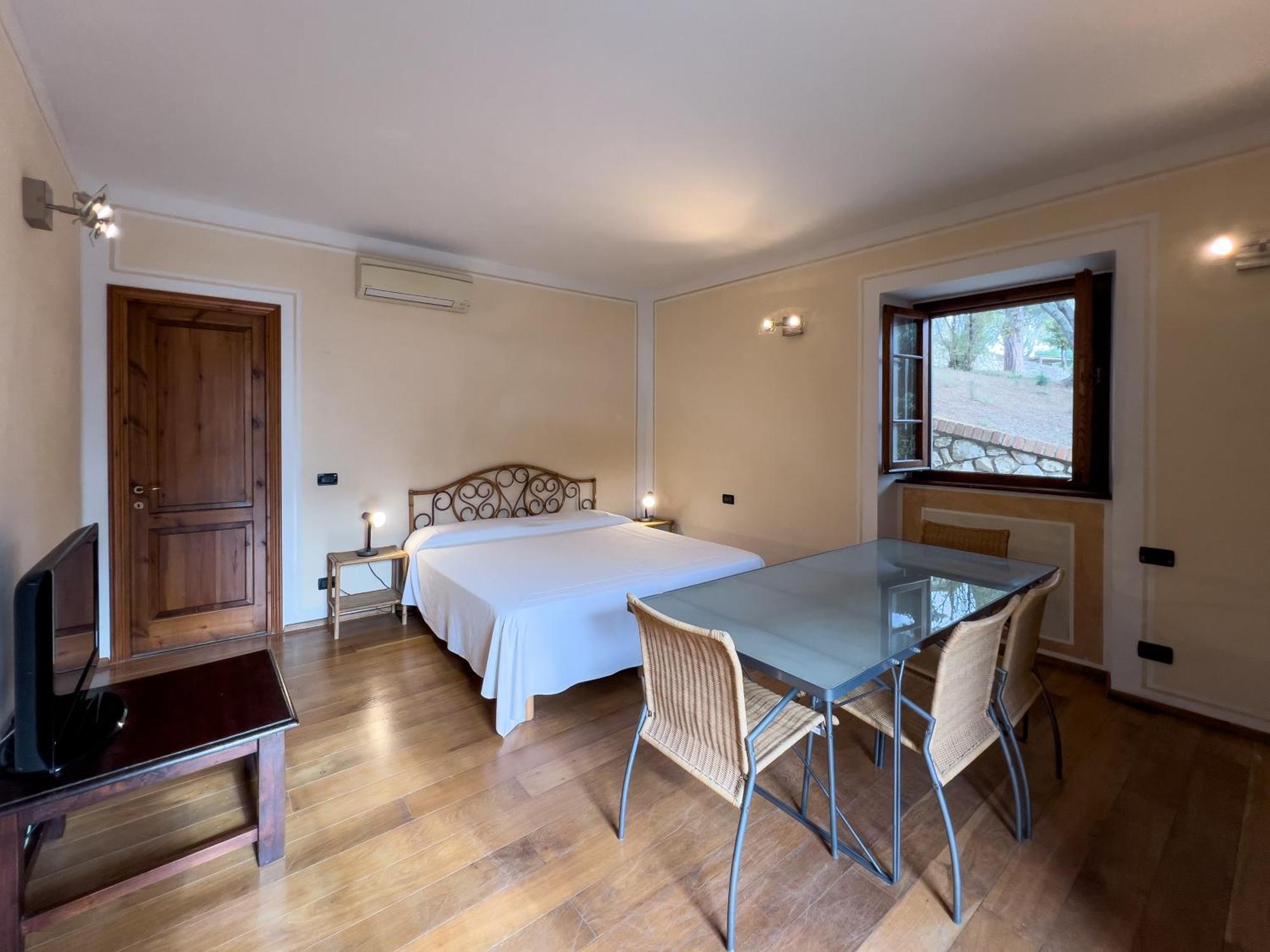 La Chiusa Di Rio Aparthotel Rio dellʼElba Bagian luar foto