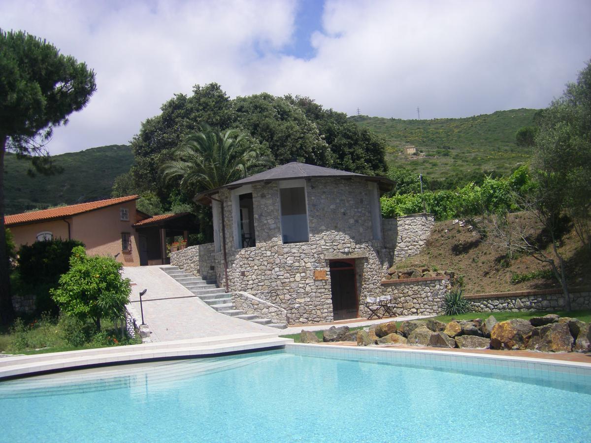La Chiusa Di Rio Aparthotel Rio dellʼElba Bagian luar foto