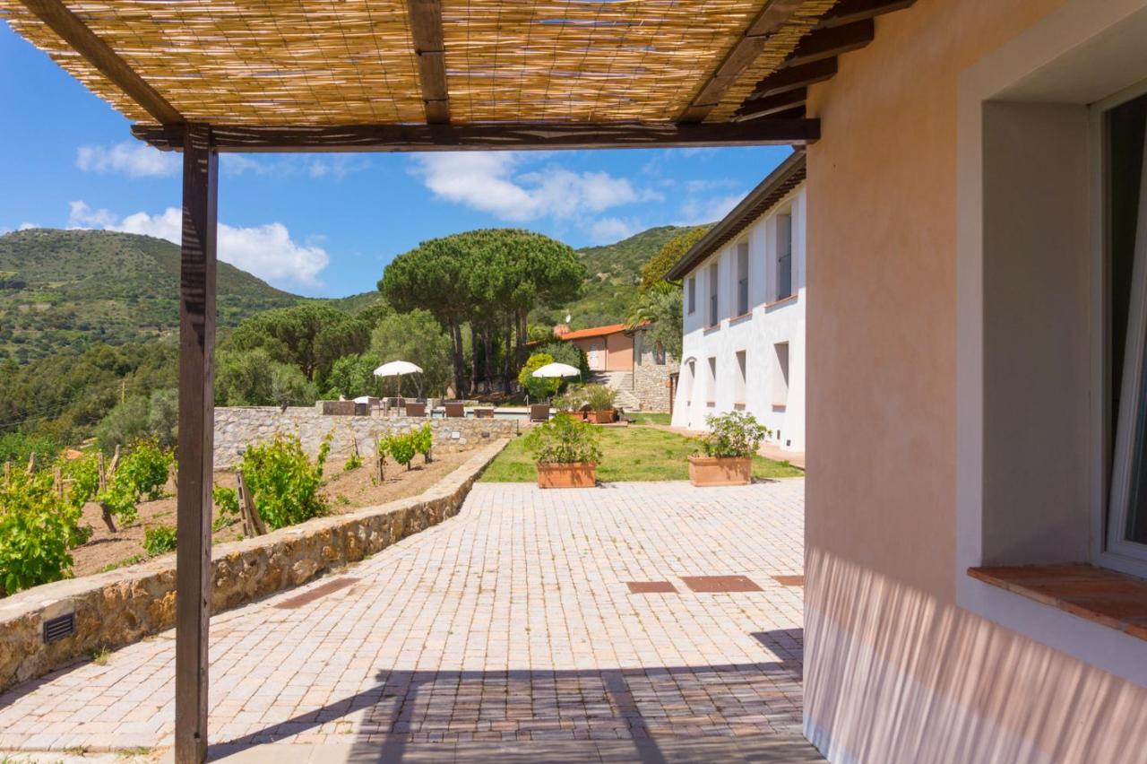 La Chiusa Di Rio Aparthotel Rio dellʼElba Bagian luar foto