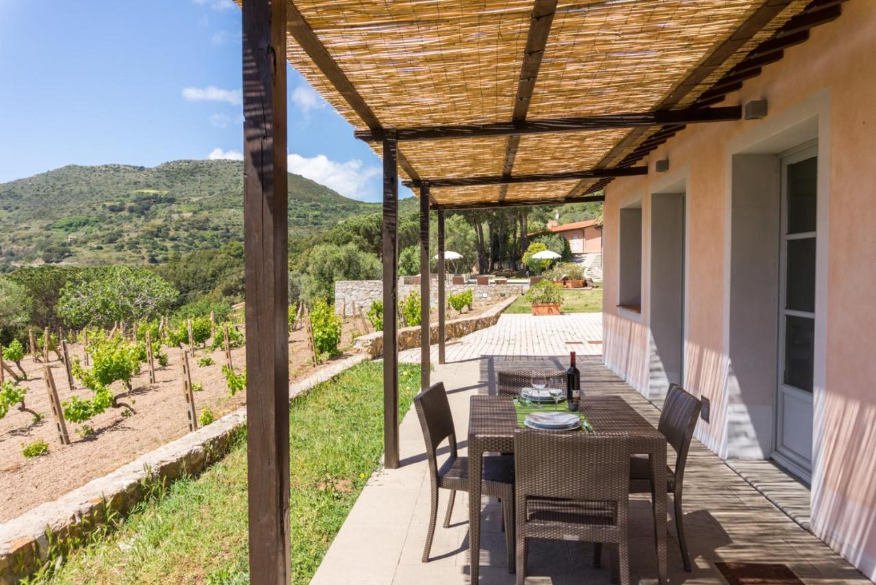La Chiusa Di Rio Aparthotel Rio dellʼElba Bagian luar foto